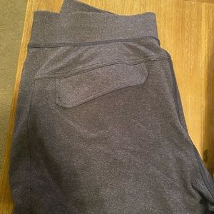 Lululemon men’s joggers/pants